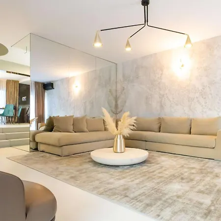 Luxury Positiva With Heated Pool Villa