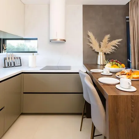 Luxury Positiva With Heated Pool * Vir