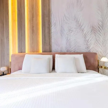 Villa Luxury Positiva With Heated Pool