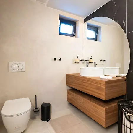 Luxury Positiva With Heated Pool Vir