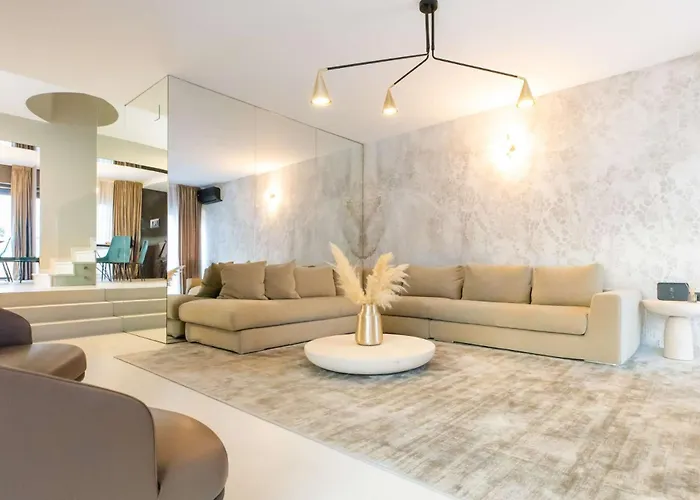 Luxury Positiva With Heated Pool Villa