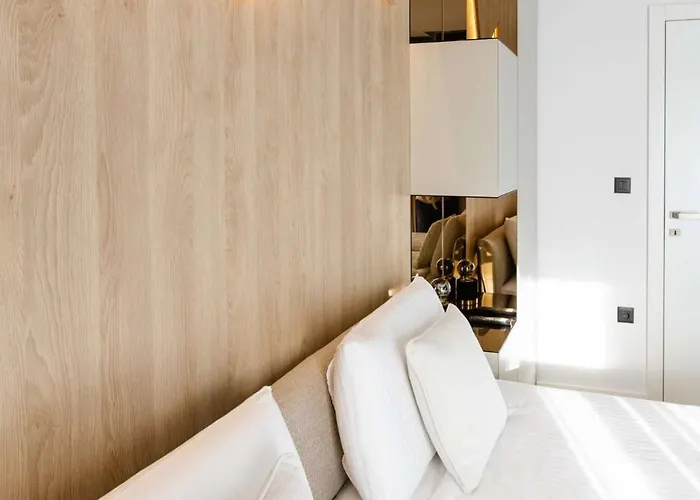 Luxury Positiva With Heated Pool Villa *