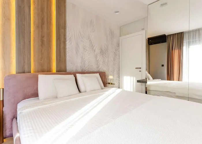 Villa Luxury Positiva With Heated Pool *