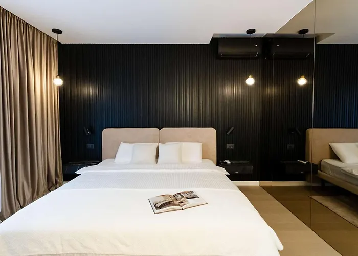 Villa Luxury Positiva With Heated Pool Vir