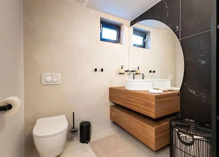 Luxury Positiva With Heated Pool Vir