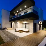 Villa Luxury Positiva With Heated Pool