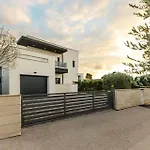 Luxury Positiva With Heated Pool Villa *